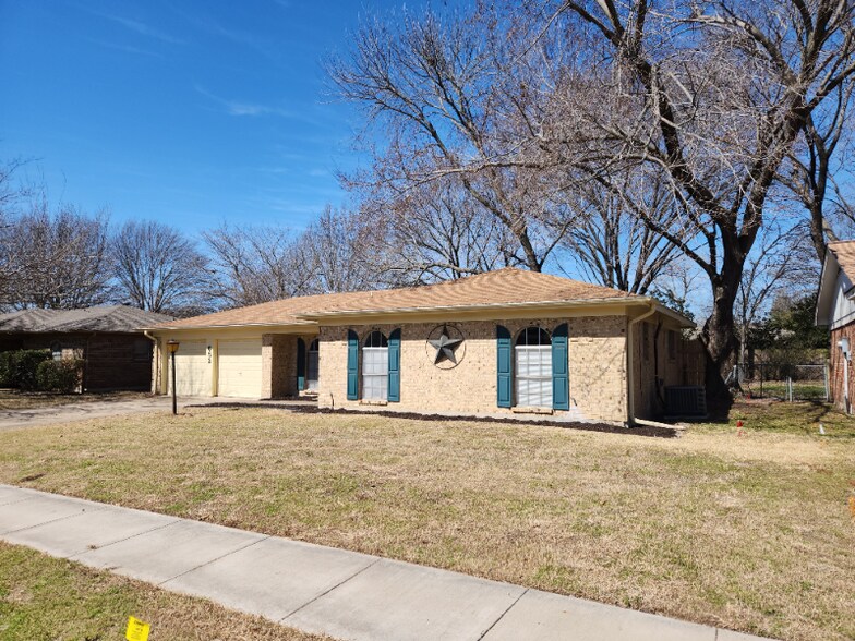 Building Photo - 652 Sue Ann Ln