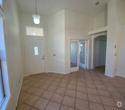 Building Photo - RARE SINGLE-STORY SUMMERLIN HOME. 2/2 + Den.