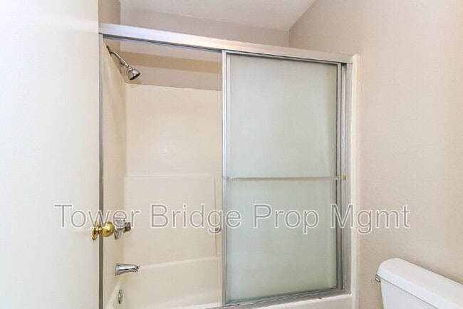 Building Photo - 2277 Sandcastle Way