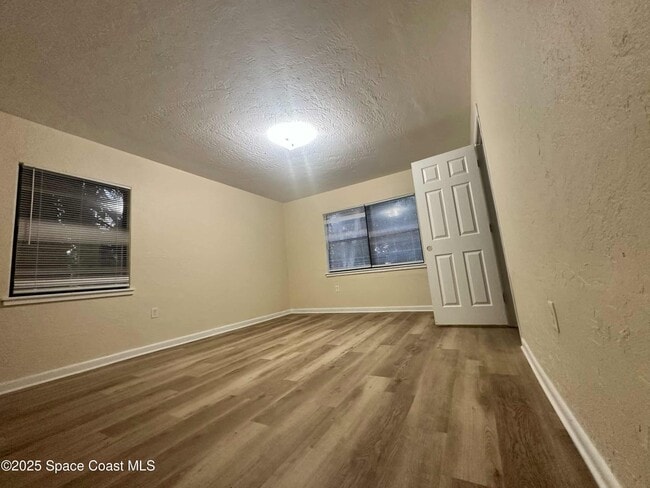 Building Photo - 216 Virginia Ave