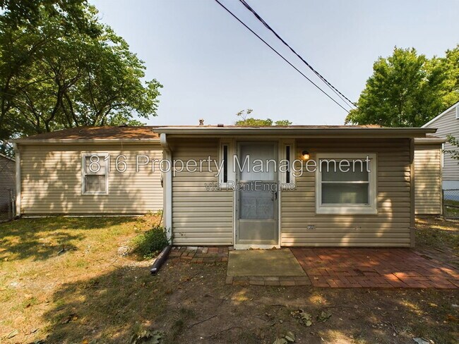 Building Photo - 6407 E 152nd St