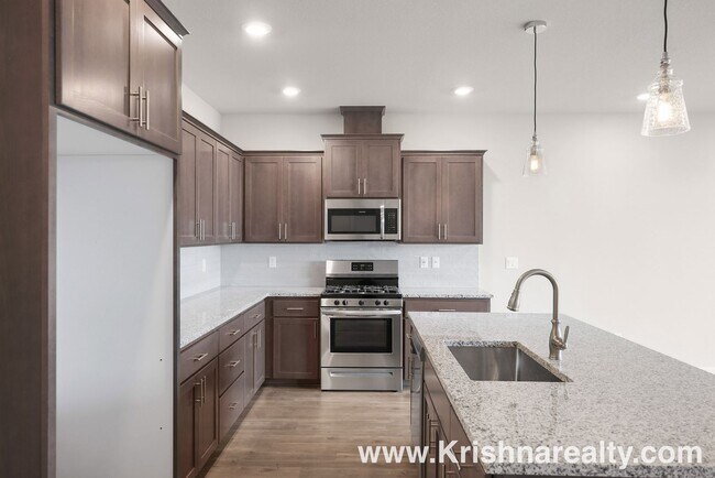 Building Photo - Beautiful Modern | ONE LEVEL 4BD | 2 BA | Single Family Home | Laurel Woods Community Located In ...