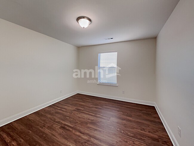 Building Photo - 4832 Chutney Dr