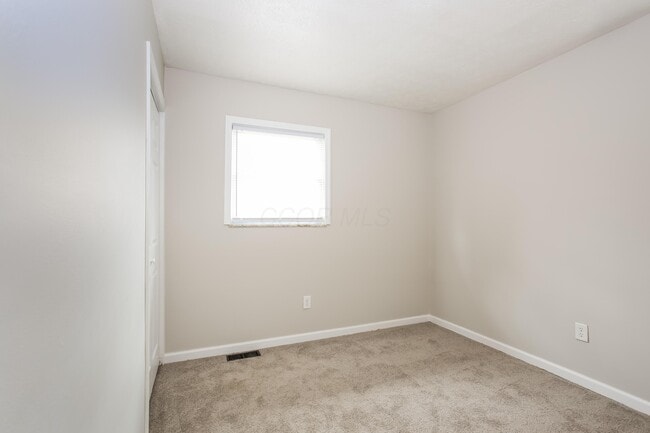 Building Photo - 241 Southard Dr