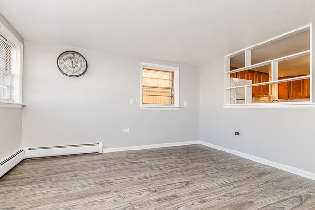 Building Photo - 6511 W Higgins Ave