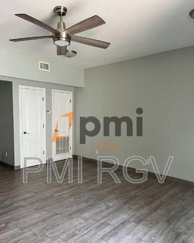 Building Photo - 205 S Baltic Ave