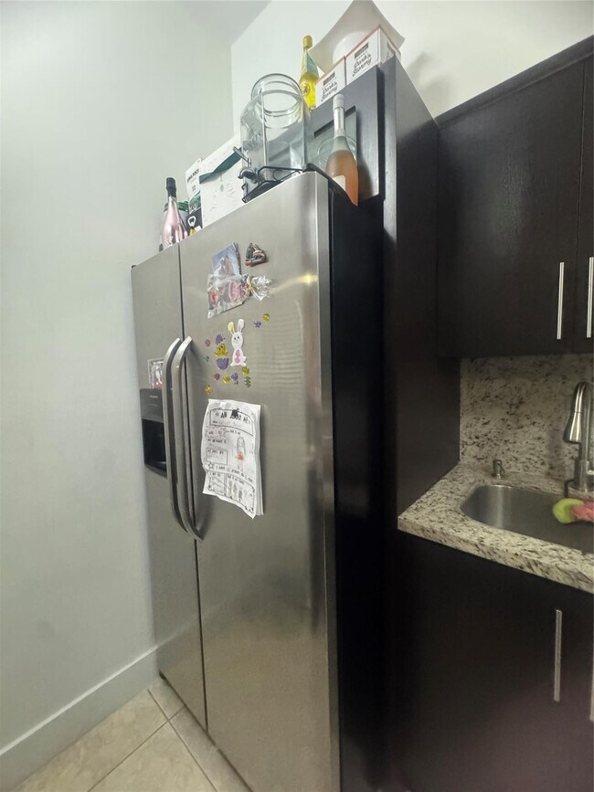 Building Photo - 7420 W 20th Ave