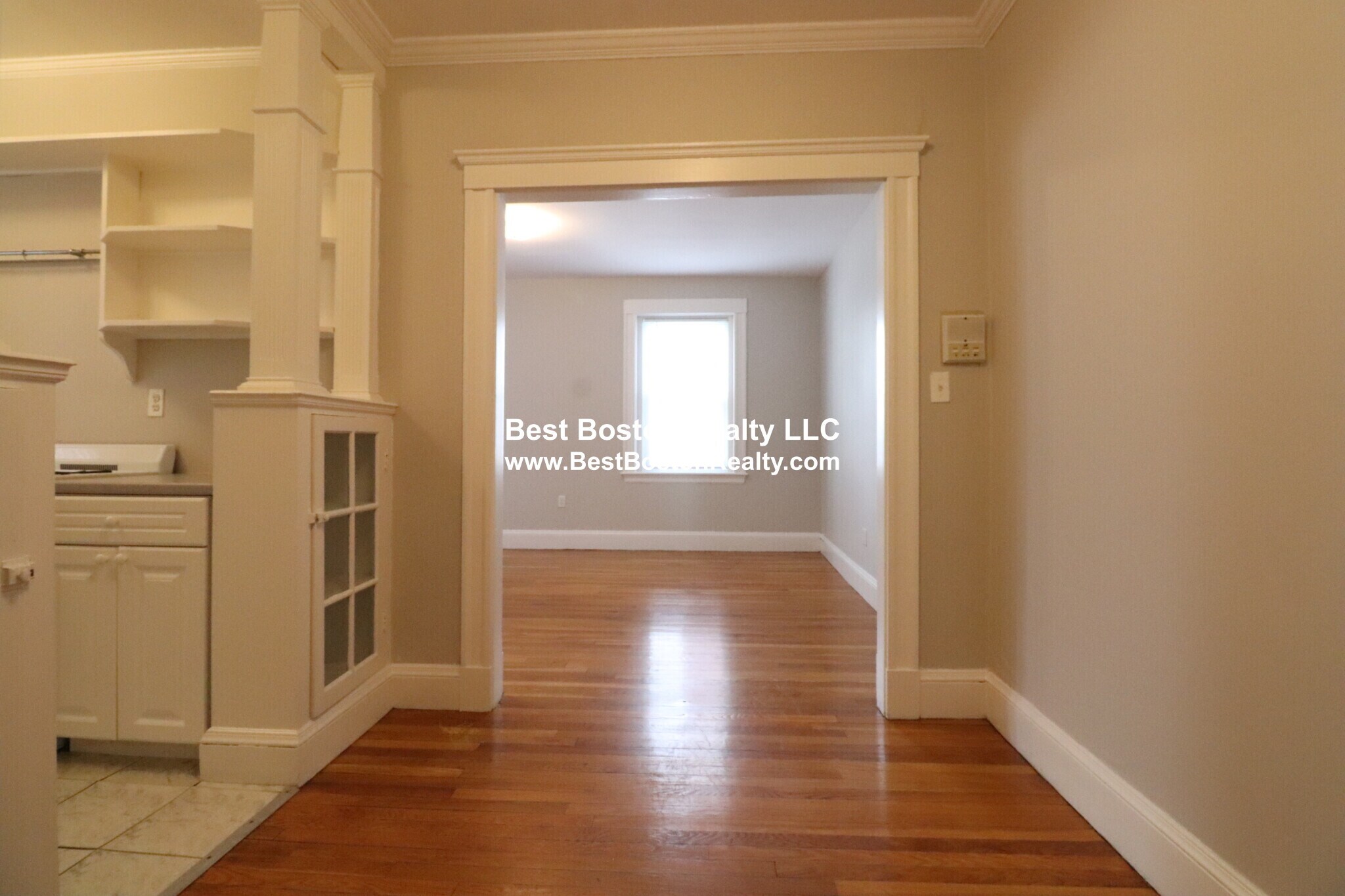 Building Photo - 11 Gray St