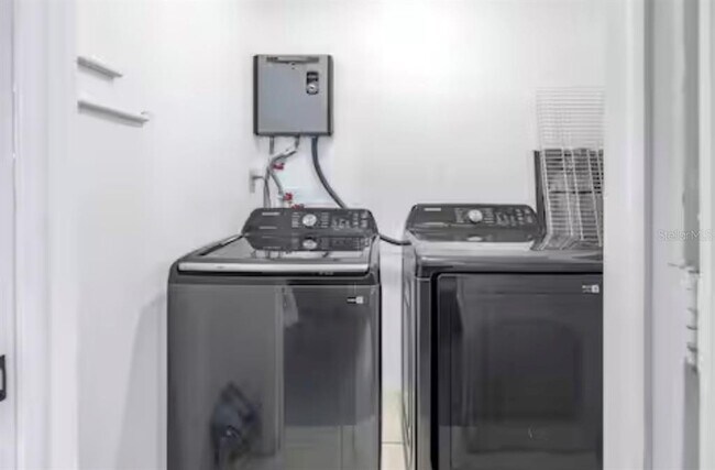 Building Photo - 8199 115th St N