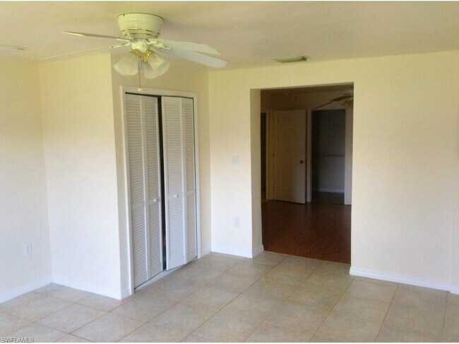 Building Photo - 1704 SE 1st St