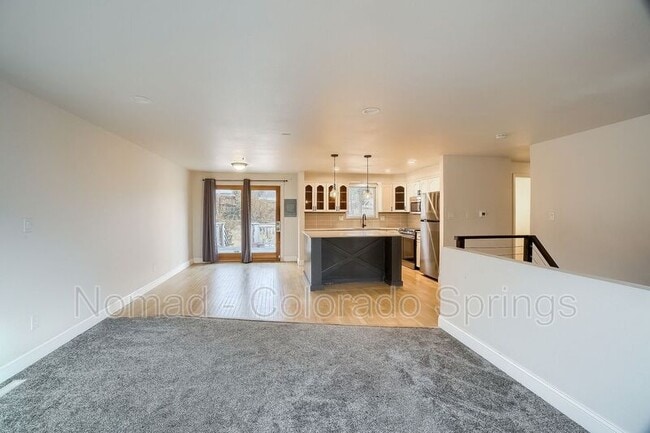 Building Photo - 3660 Brentwood Terrace