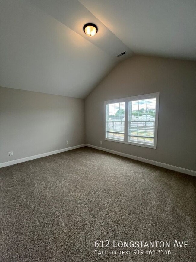 Building Photo - 612 Longstanton Ave