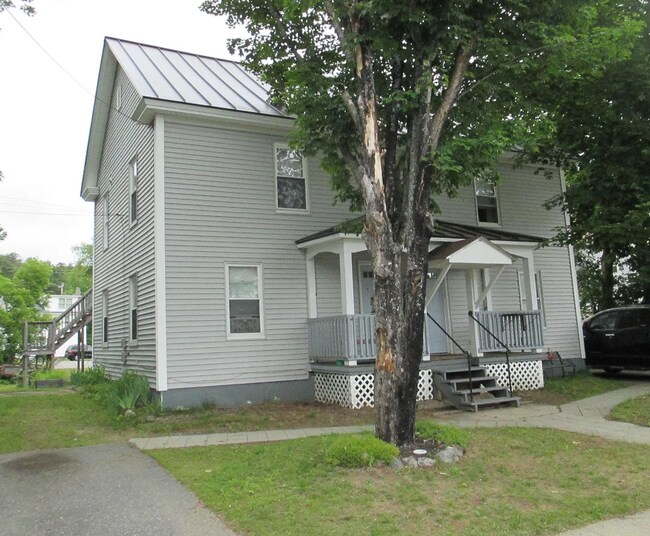 Primary Photo - 10 School St