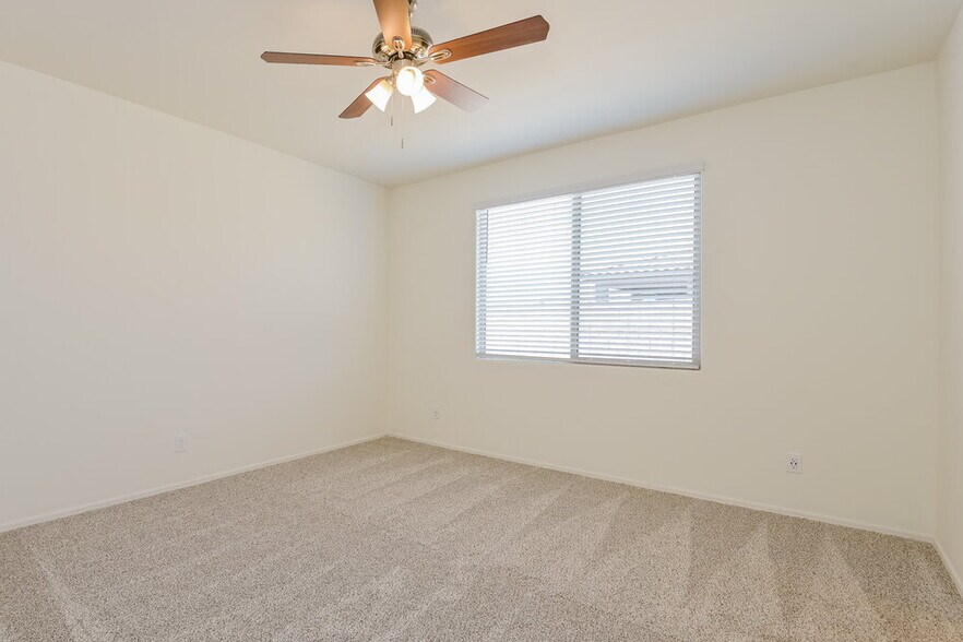 Building Photo - 12174 W Charismatic Dr