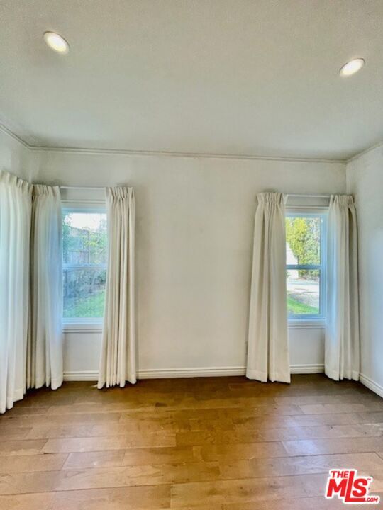 Building Photo - 459 S Holt Ave