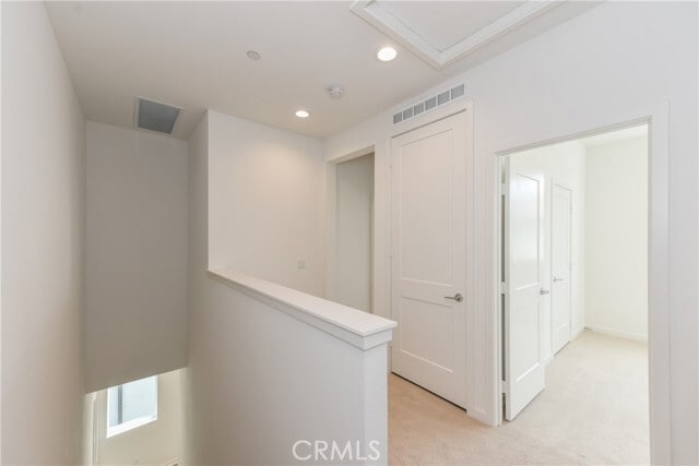 Building Photo - 115 Allusion