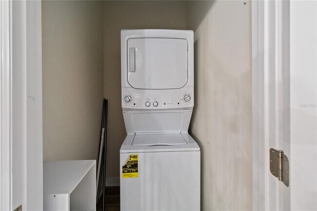 Building Photo - 11352 Satire St