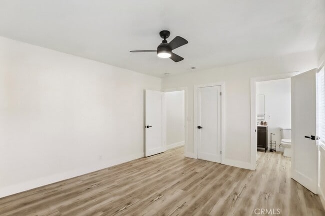 Building Photo - 7726 Blanchard Ave