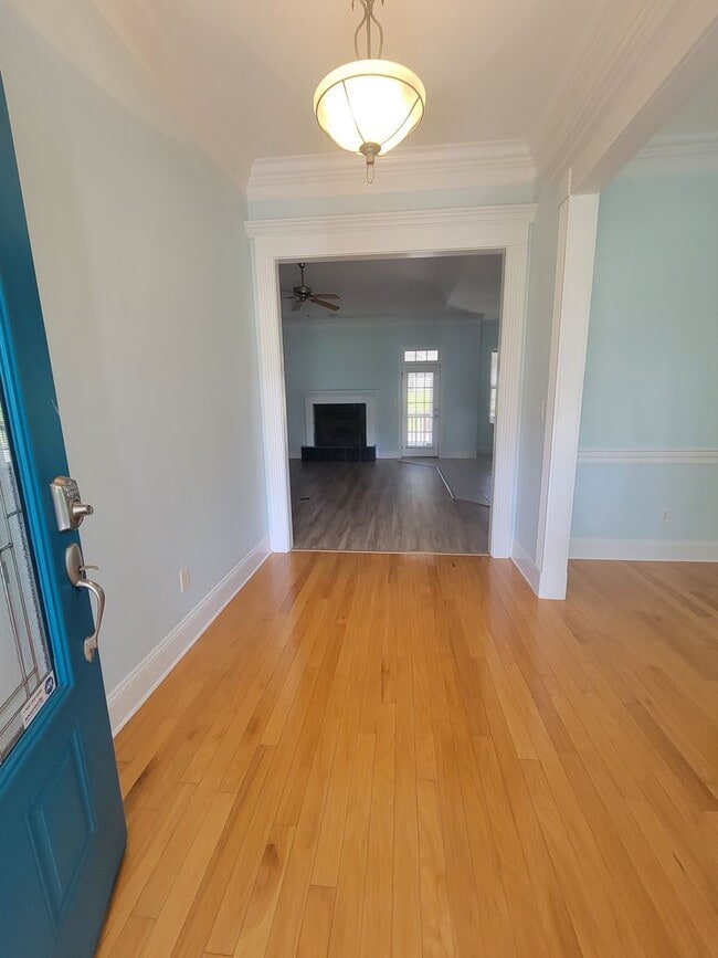 Building Photo - Beautiful home in Cypress Lakes in Lake Park