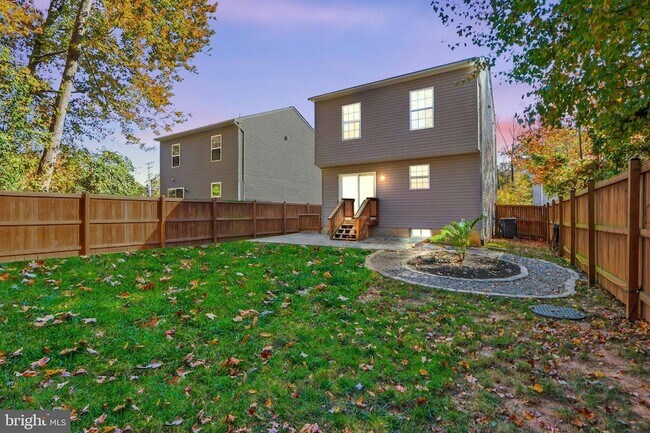 Building Photo - 410 Thelma Rd