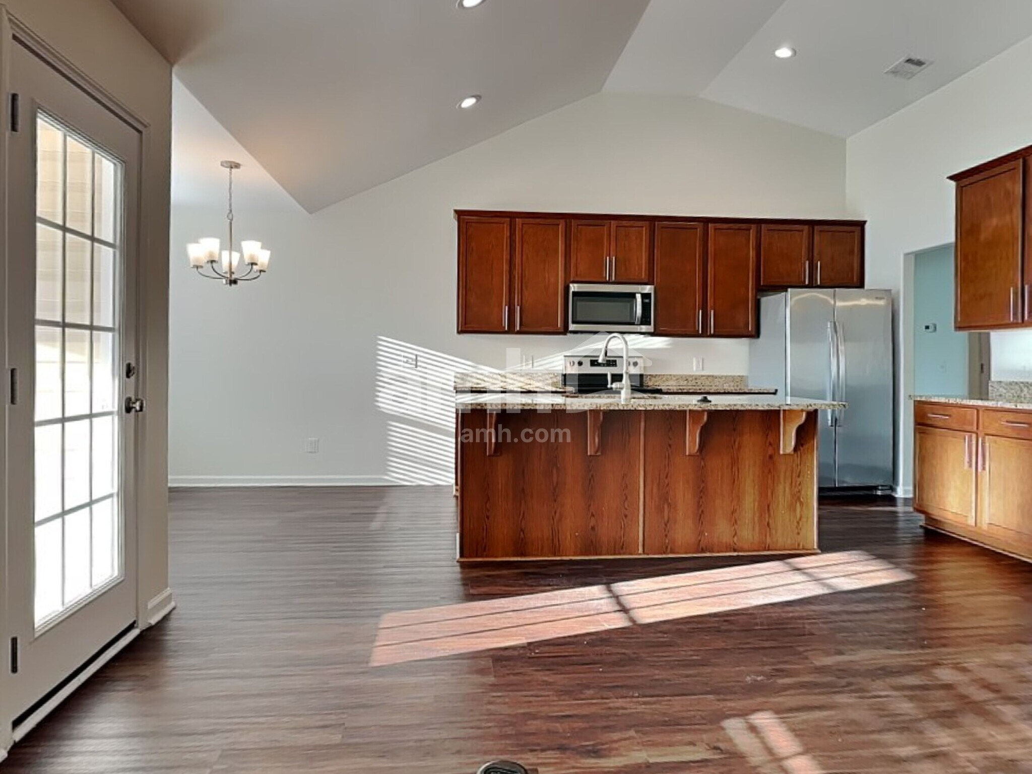 Building Photo - 48 Telford St