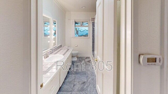 Building Photo - 5065 Sealane Way
