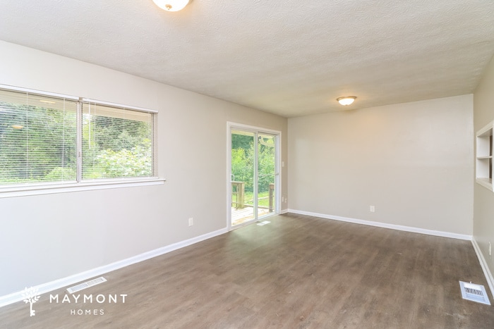 Building Photo - 4376 Clevemont Rd