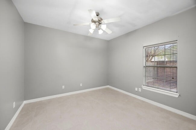 Building Photo - 7930 Stoneyway Dr