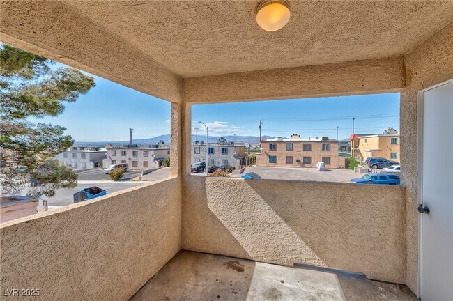 Building Photo - 6983 Appleton Dr