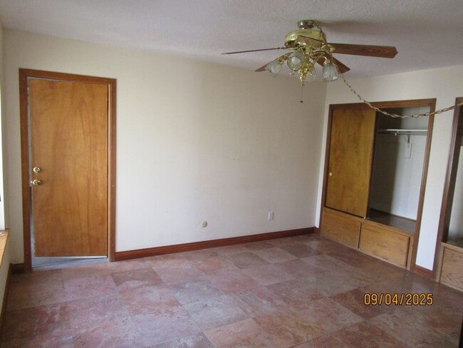 Building Photo - NE Heights 2bedroom 1000SF