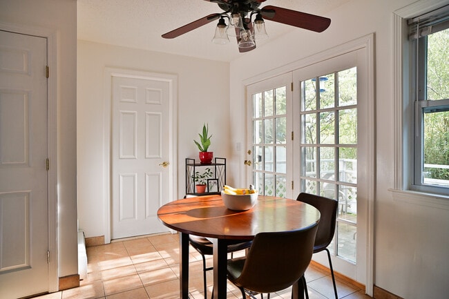 Dining - 3 Linden Pl