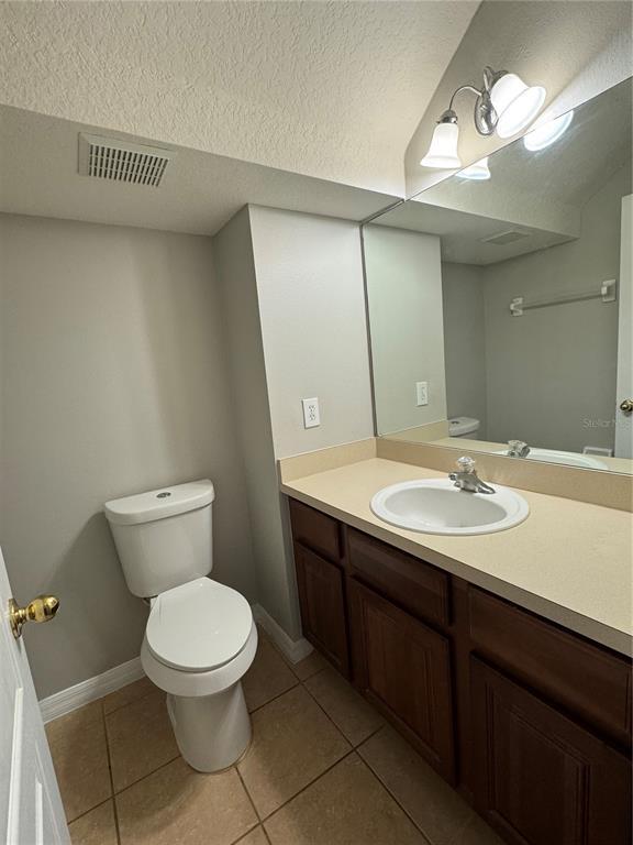 Building Photo - 559 Hiawatha Palm Pl