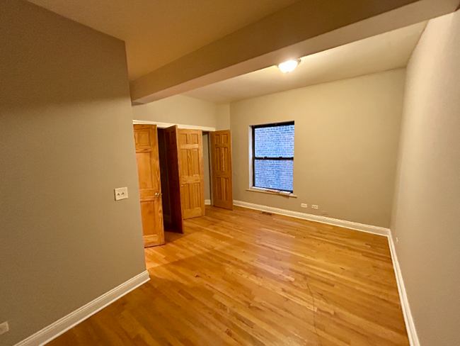 Building Photo - 6557 S Minerva Ave