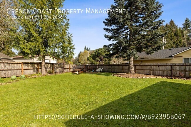 Building Photo - 2347 N Chinook Ln