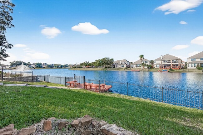 Building Photo - 3010 Pelican Cove