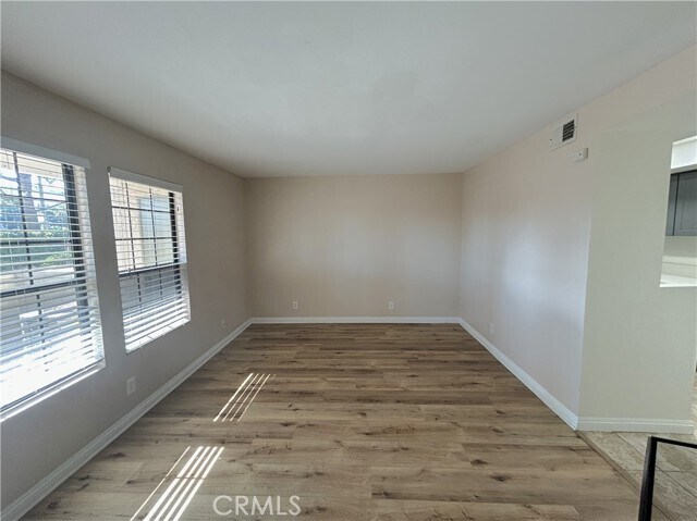 Building Photo - 8167 Vineyard Ave