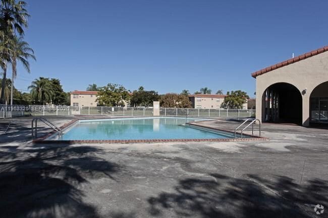 Building Photo - 433 SW 86th Ave