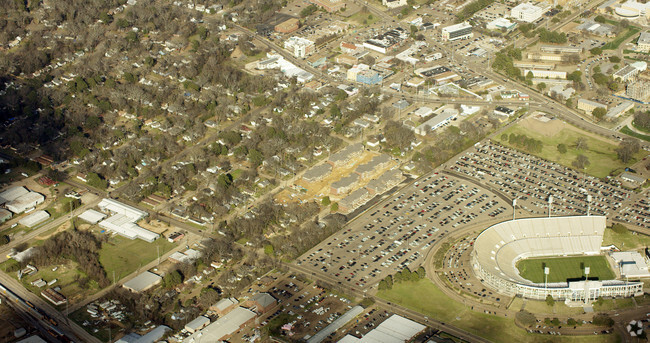 Aerial 4 - The Courts Apartments
