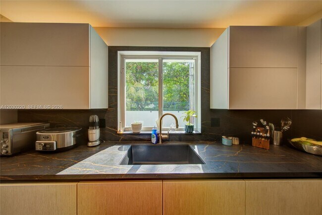 Building Photo - 3508 Crystal View Ct