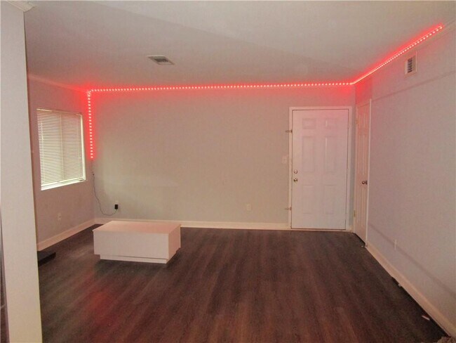 Building Photo - 4003 Wingate Way