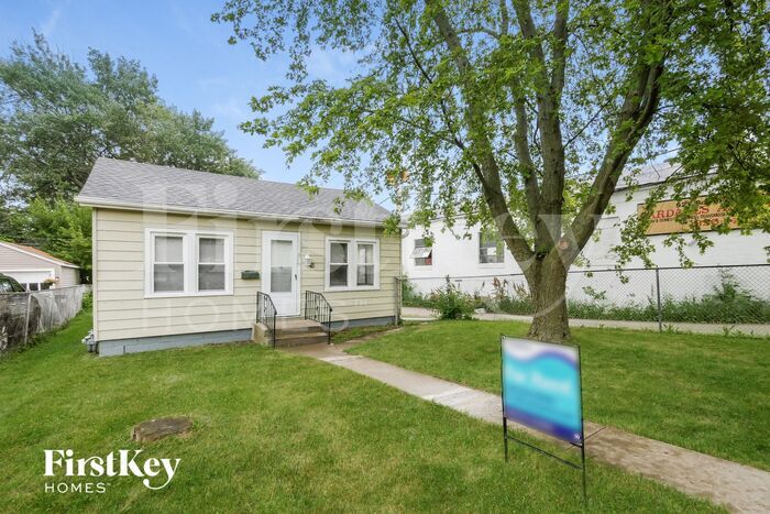 Building Photo - 519 S Elmwood Ave