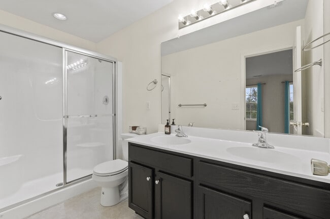 Building Photo - 338 Camerton Ln