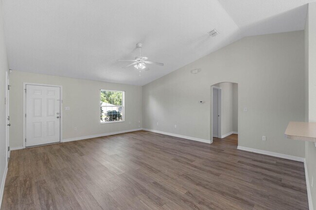Building Photo - 147 Cabana Way