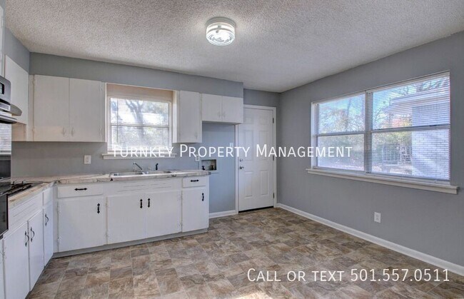 Building Photo - 7305 Kentucky Ave