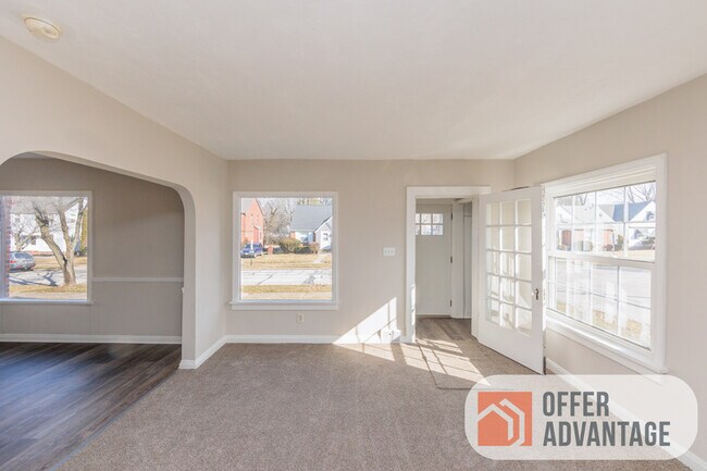 Building Photo - 1284 Avondale Rd