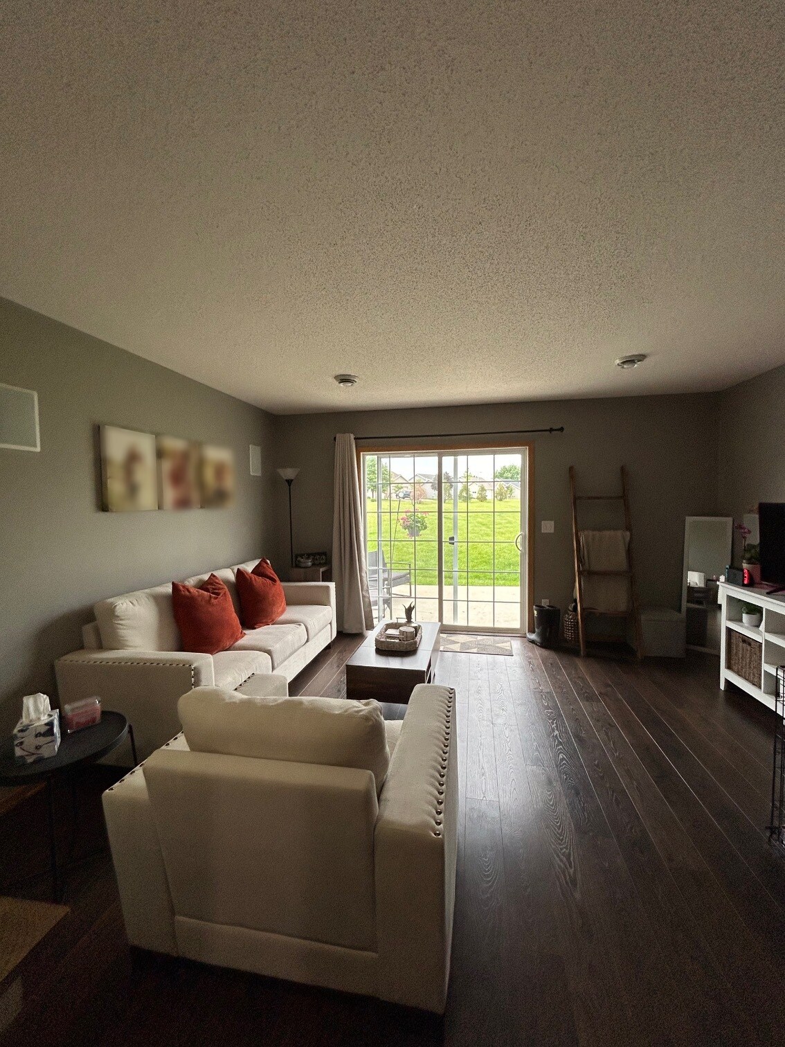 Building Photo - 506 Pointe Ct SW