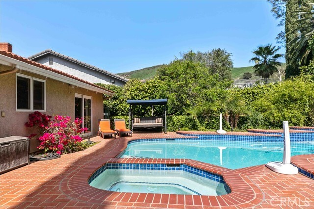 Building Photo - 28820 Calabria Dr