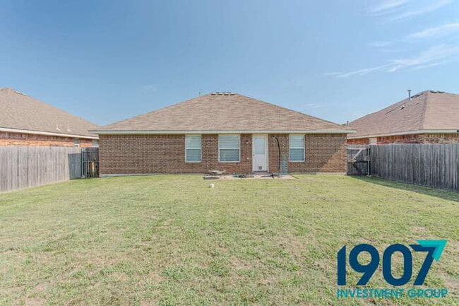 Building Photo - Beautiful 3-Bedroom Home in OKC!