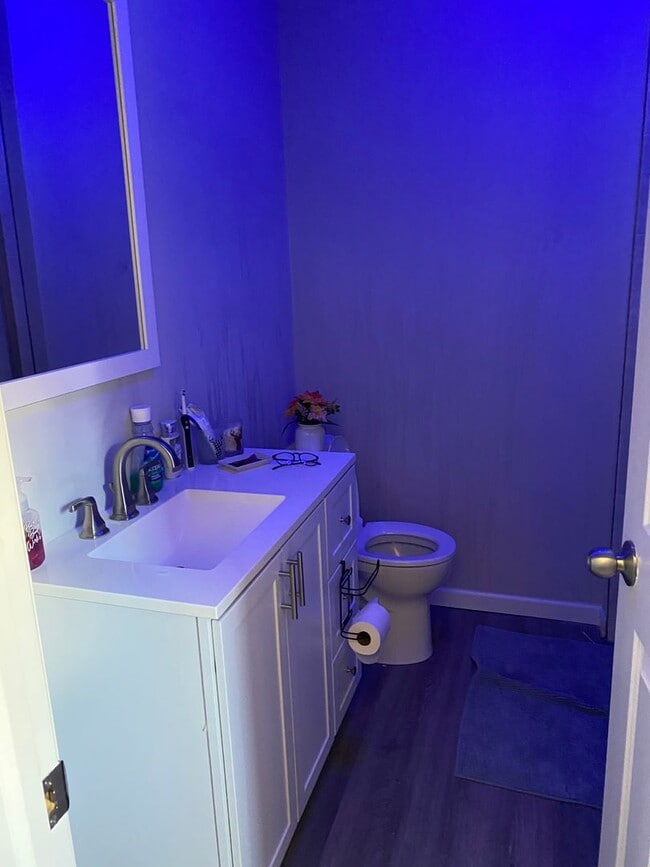 Building Photo - 5128 Keystone St