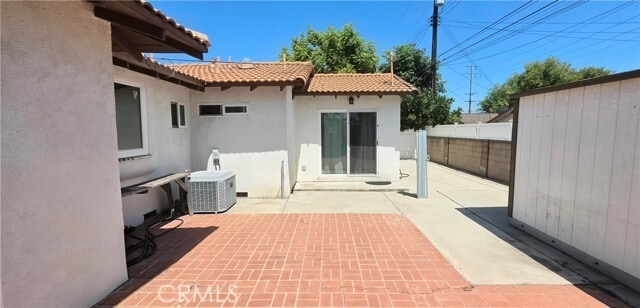 Building Photo - 2500 Sidon Ave
